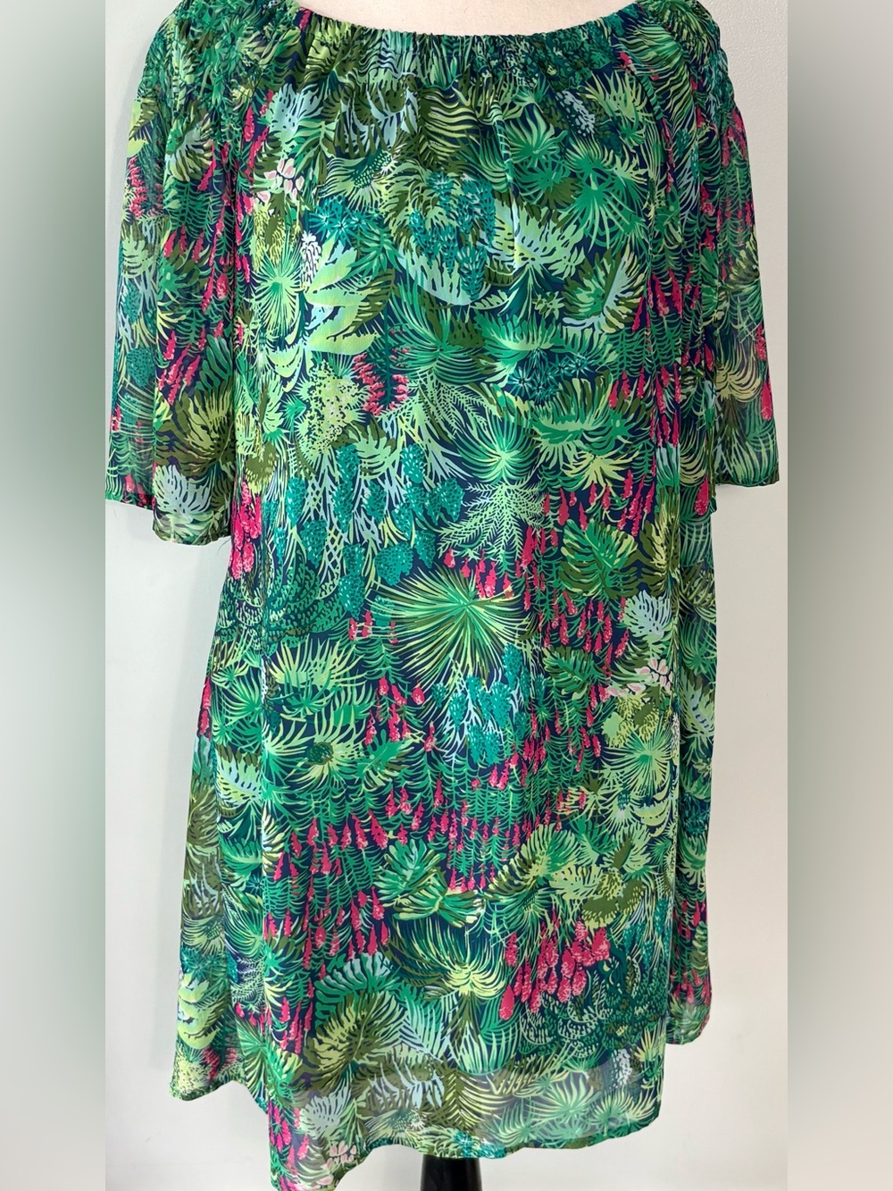 Wrapper Green & Pink Vibrant Tropical Shift Dress